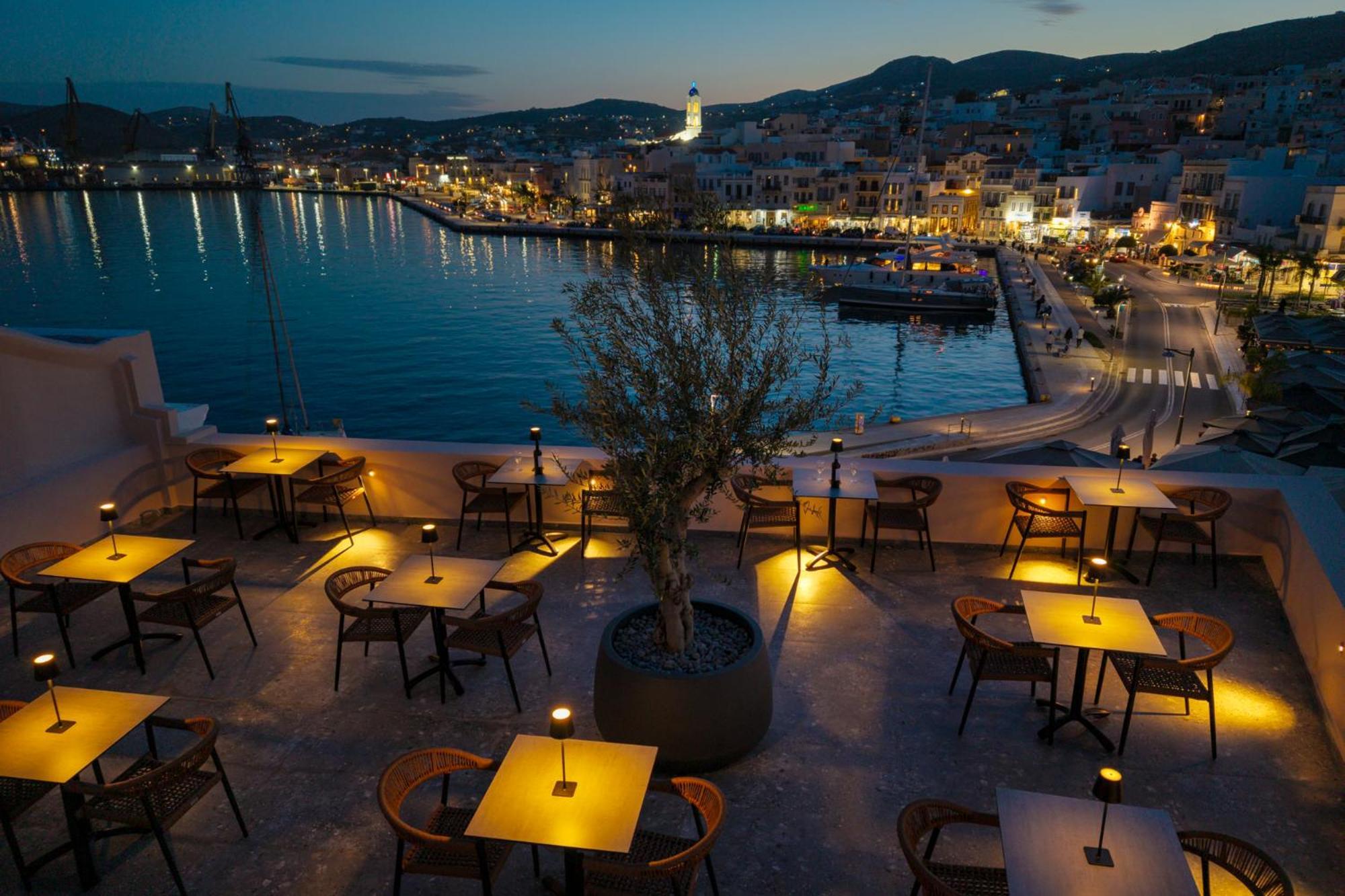 Bed and Breakfast Eclectic Syros Ermoupoli Esterno foto