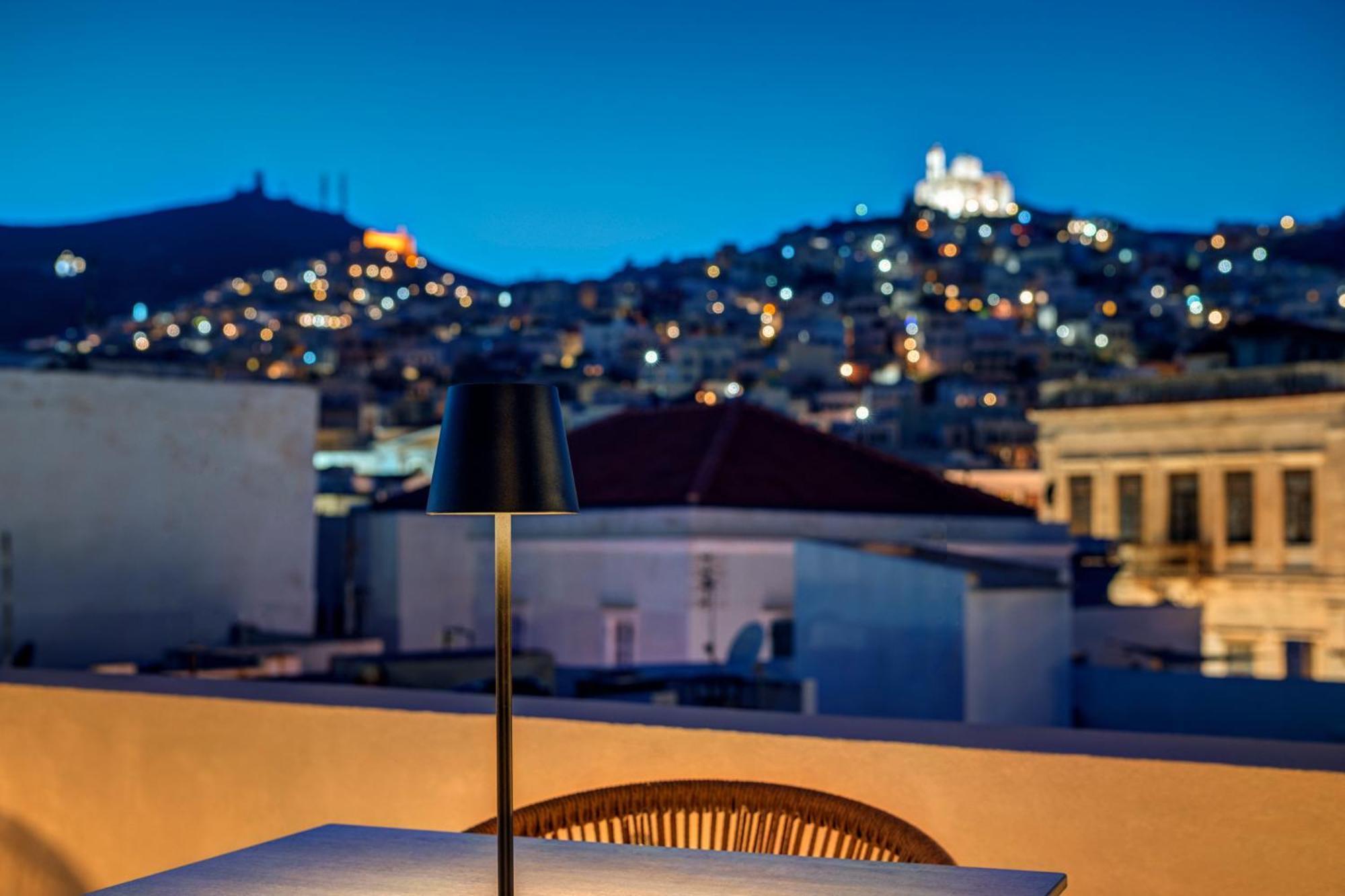 Bed and Breakfast Eclectic Syros Ermoupoli Esterno foto