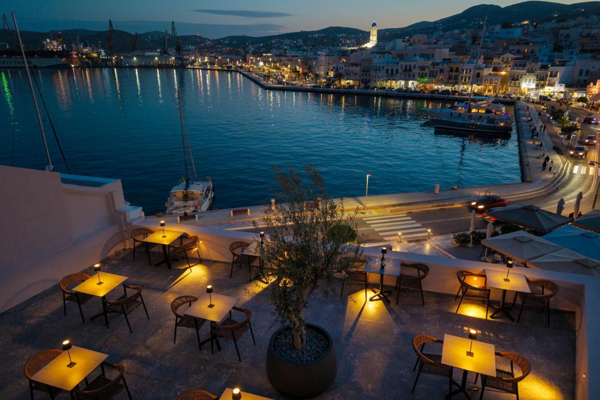 Bed and Breakfast Eclectic Syros Ermoupoli Esterno foto